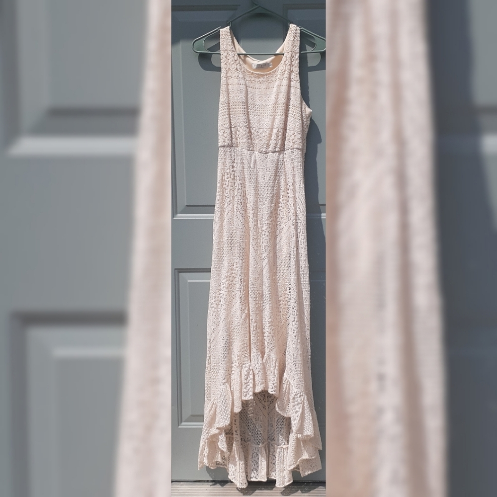 Solitaire by Ravi Khosla crochet hi low dress